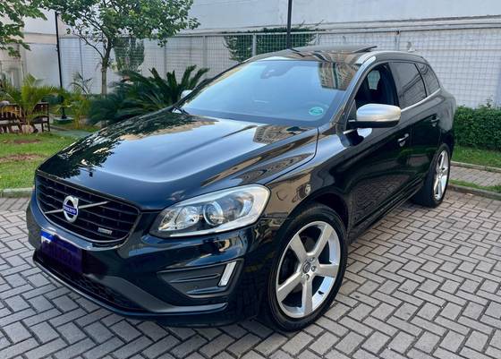 VOLVO XC60 2.0 T5 R DESIGN TURBO GASOLINA 4P AUTOMÁTICO
